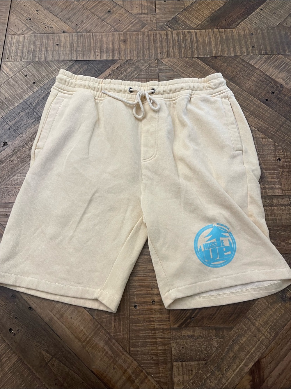 12AM Nations Cream Fleece Drawstring Graphic Shorts - Men's Size 3XL